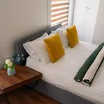 Dalston Luxe Studios