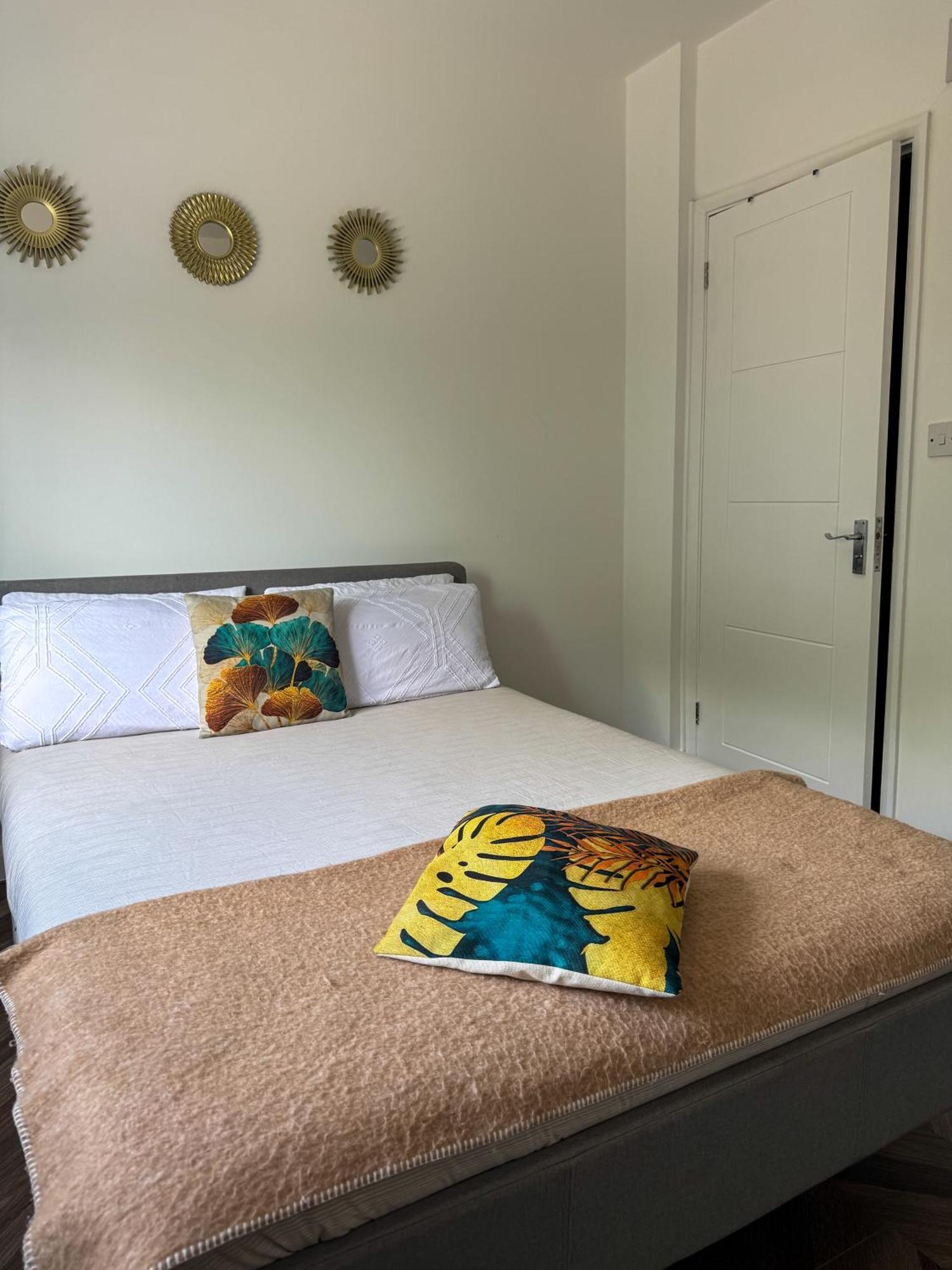 Dalston Luxe